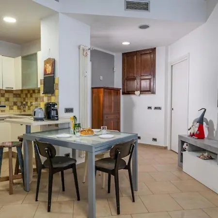 A Due Passi Dal Mare - Free Parking Apartment
