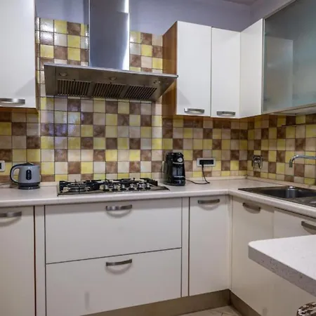 Apartment A Due Passi Dal Mare - Free Parking