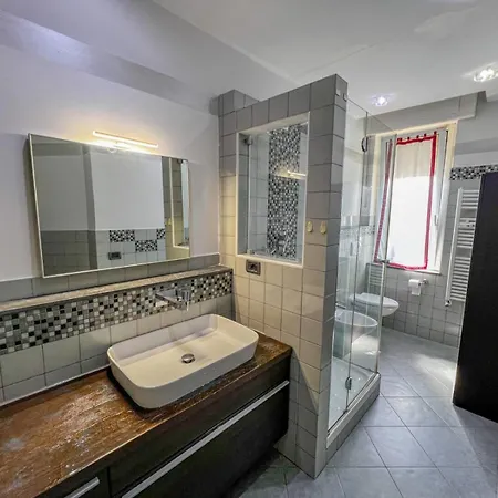 A Due Passi Dal Mare - Free Parking Apartment
